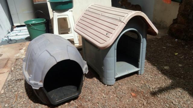 Vendo 2 casinhas de cachorro R$ 120.00