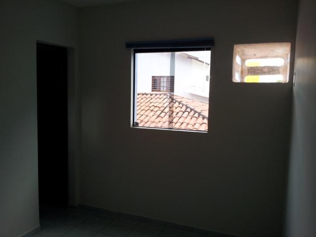 Apartamento de 2 dormitórios com DUAS vagas de garagem, oportunidade - Foto 7