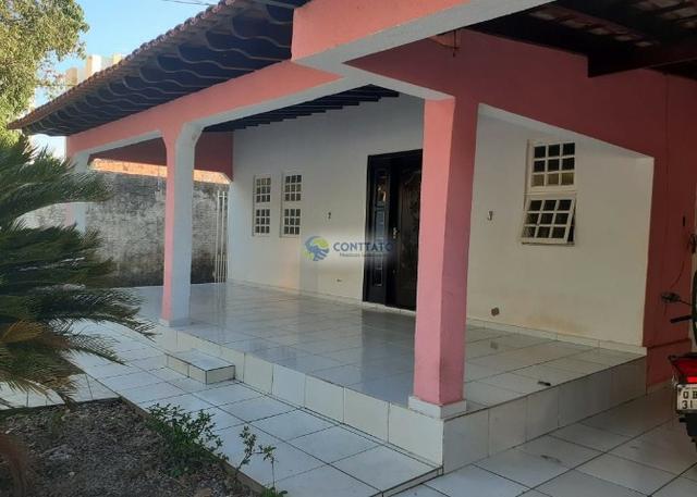 Alugo casa com 2 quartos, sendo uma suíte no Jardim Universitário, Cuiabá/MT