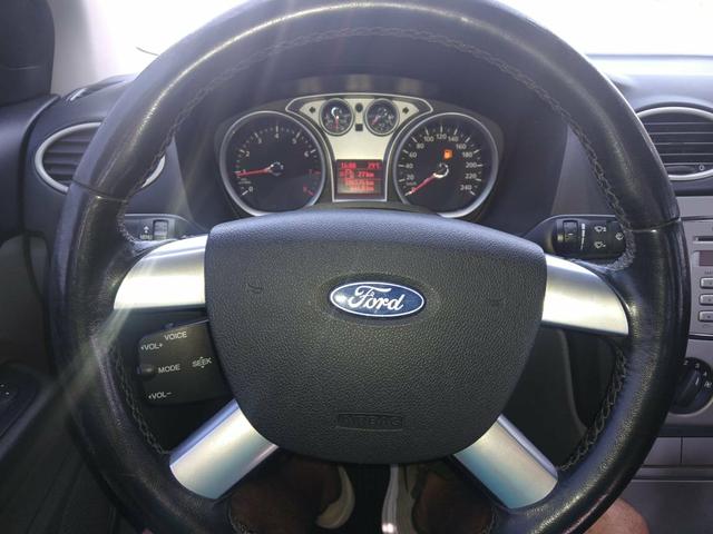 Ford Focus Sedan - Foto 2