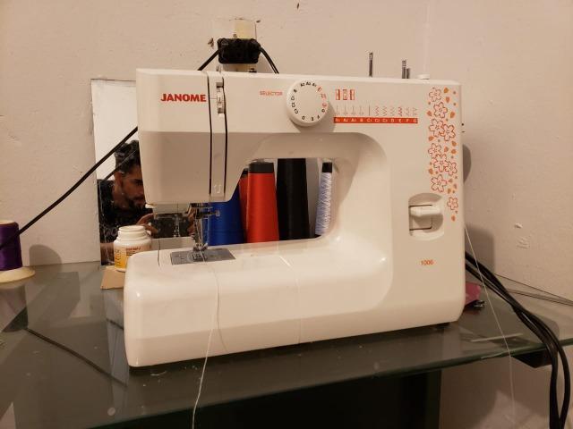 Maquina de costura