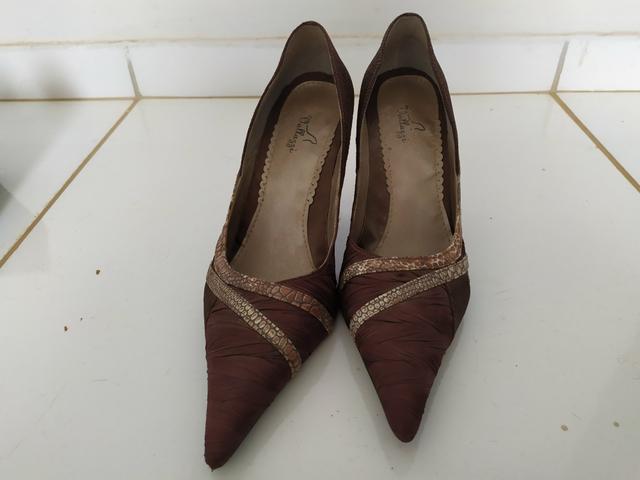 8 pares de sapato N. 39 - Foto 6