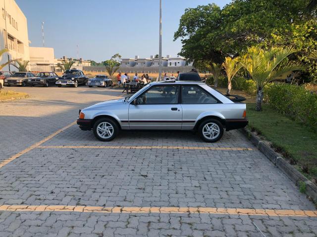 Vendo Escort XR3 de coleção, placa preta - Foto 2