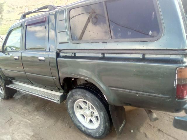 Toyota Hilux cd - Foto 2