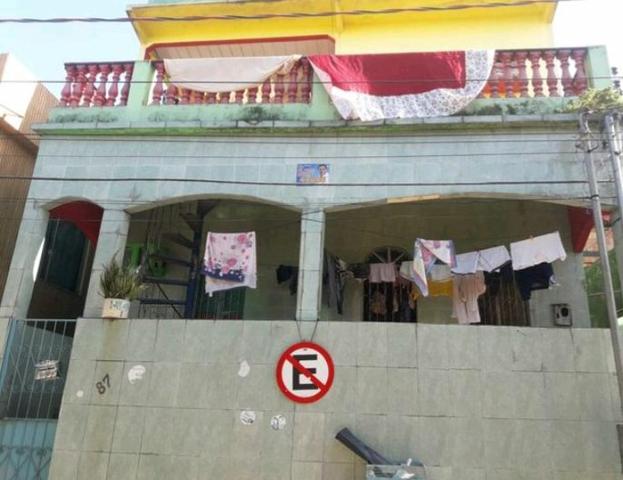 Vendo uma casa 2 piso na compensa