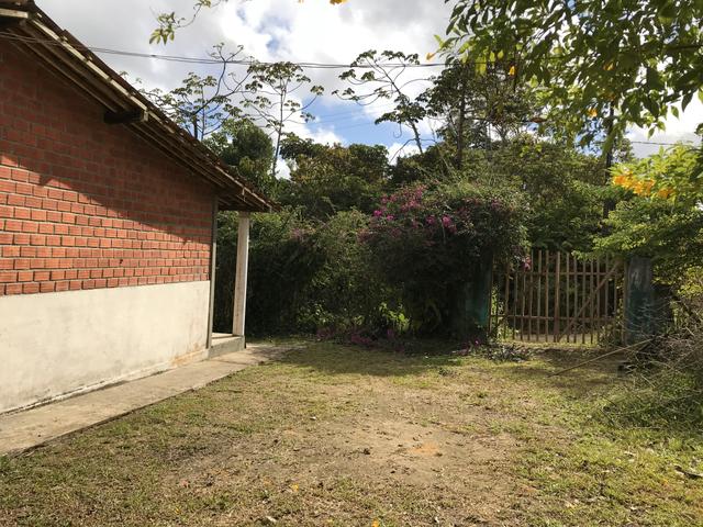 Aluga-se granja em aldeia km 9,5 - Foto 8