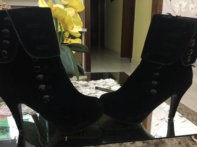 Venda de bota 36-37 - R$50