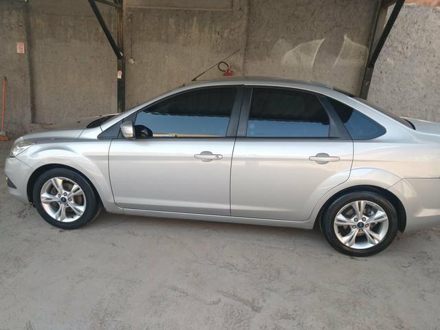 Ford Focus Sedan - Foto 7