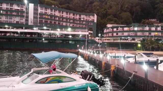 Flat em angra com lazer no condomínio e de frente para o mar azul - Foto 6