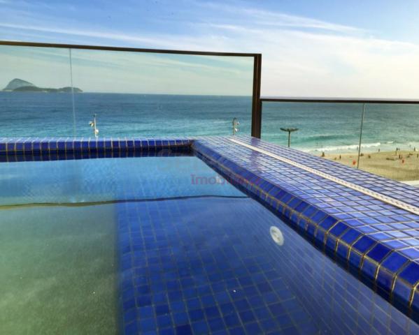 Cobertura de 350m² na Av. Vieira Souto, frontal mar, c/ vista deslumbrante !!!