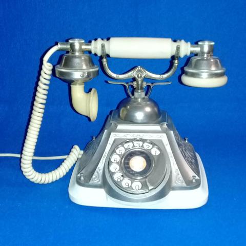 Telefone antigo