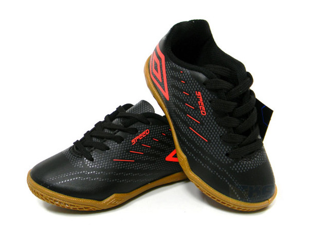 tenis de futsal numero 36