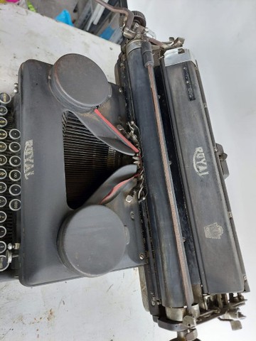 Máquina de escrever  - Foto 4