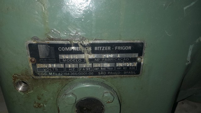 Maquina de gelo cubo 2 toneladas