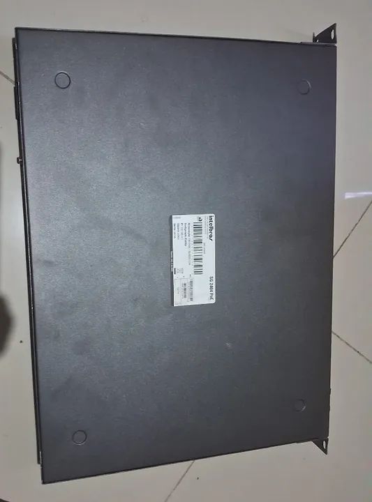 Switch Intelbra Sg 2404 Poe 24 Prts Gigab Ethernet Minigbic - Foto 2