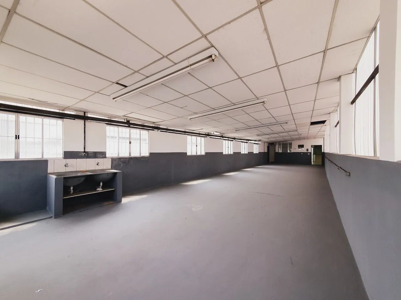 Galpão para locação com 220m² na Vila Formosa - Foto 4