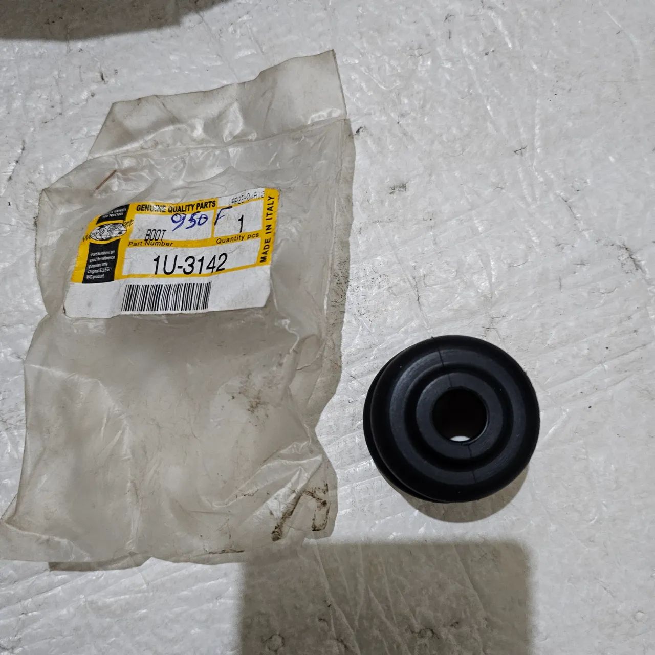 Carregadeira caterpillar protetor coifa borracha valvula nova original 1U3142