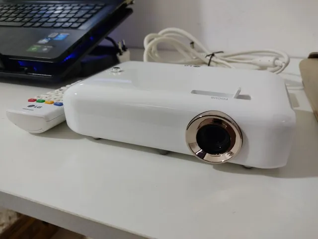 Projetor de vídeo cinema em casa LG Ph510 550 Lumens