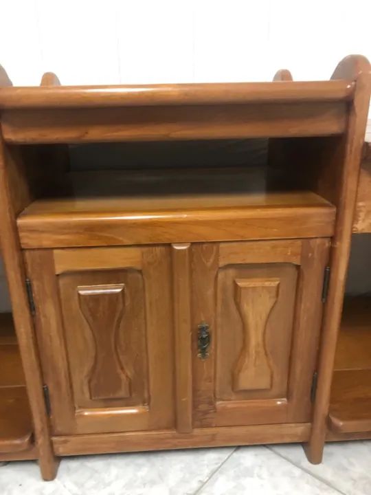 Rack novíssimo em madeira maciça  - Foto 2
