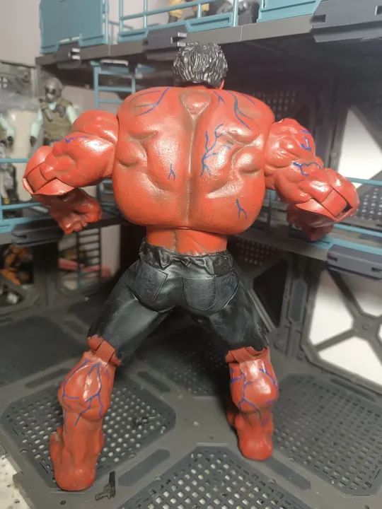Hulk Vermelho - Figura de Ação - Foto 2