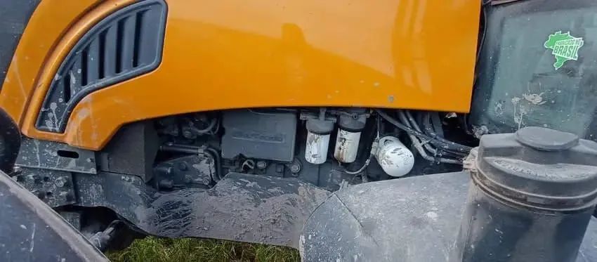 Trator Valtra BH 194 4x4 - Foto 2