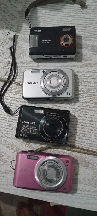 Kit com 4 Câmeras Digitais as 4 por 100