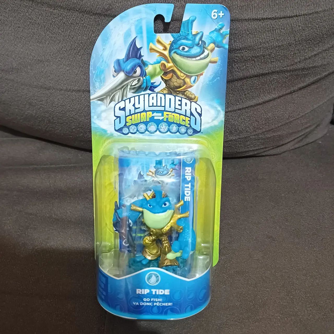Boneco Skylanders Rip Tide na caixa