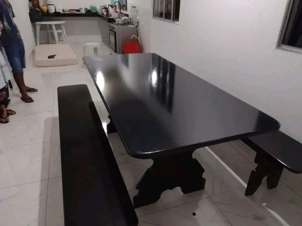 Mesa grande com Bancos de Encosto   - Foto 6
