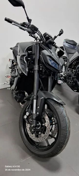 Yamaha MT 09 ABS Modelo 2025 A moto master of torque ! - Foto 3
