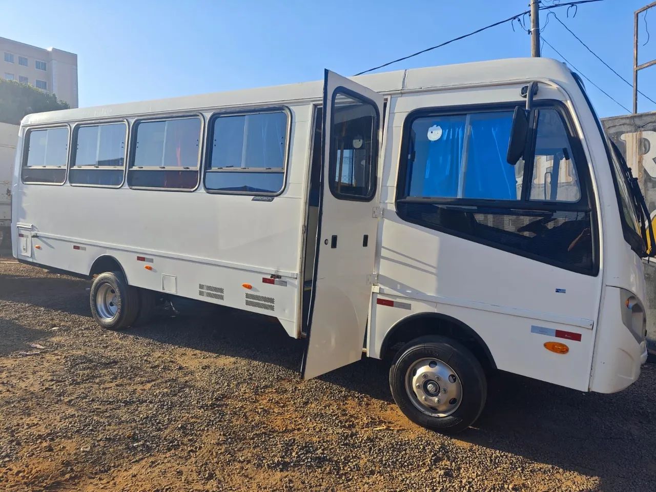 Micro ônibus grammini 32 lugares ano 2013 - Foto 6