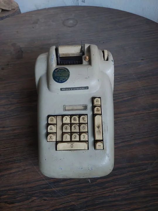 Máquina de somar BURROUGHS 