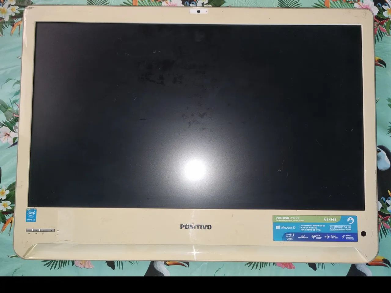 Vendo AIO Positivo 24" - Com defeito R$ 100,00