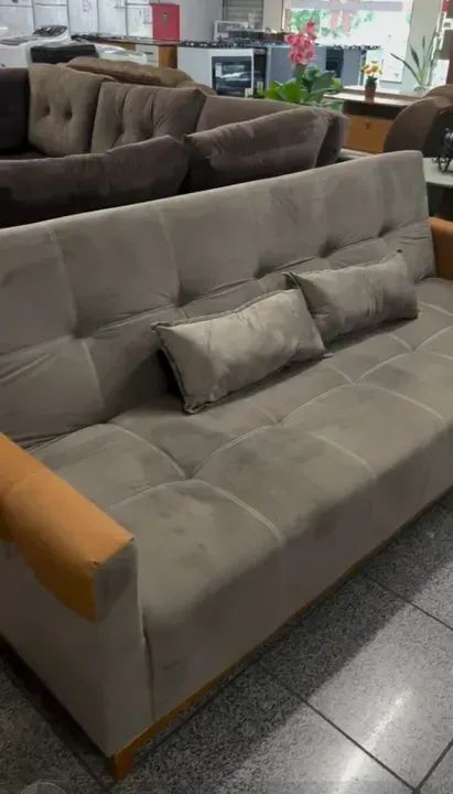 Sofá cama empório novo de loja na cor cinza - Foto 2