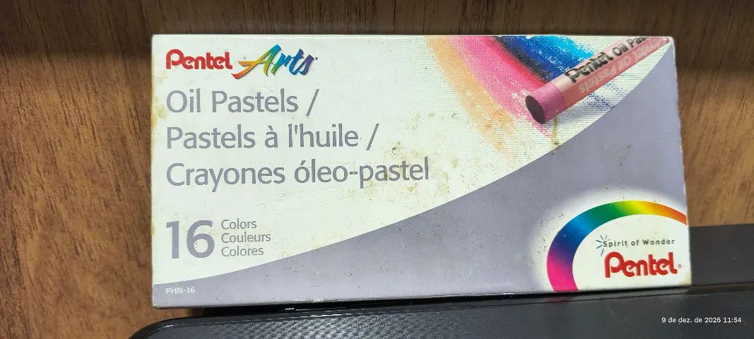 16 GIZ PASTEL OLEOSO MARCA PENTEL