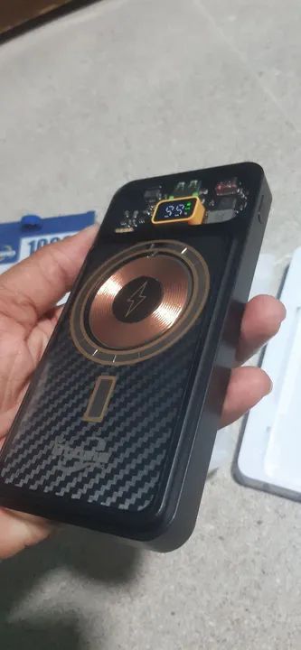 Carregador portátil 10000mAh indução, usb, tipo c - já é o menor preço - Foto 4