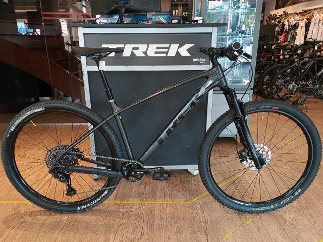 Bicicleta usada Trek Marlin 8 (tamanho G)