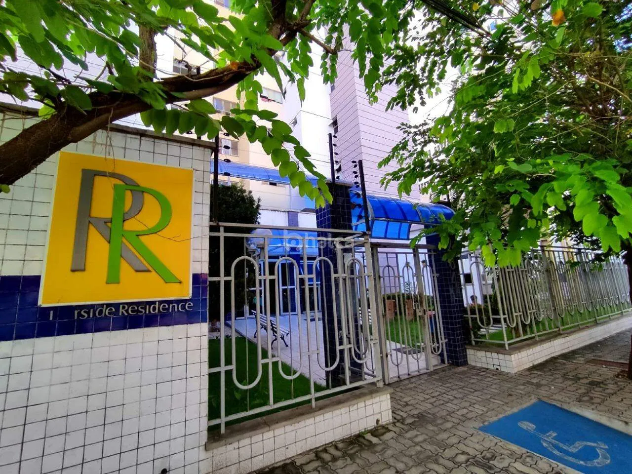 Apartamento à venda, Condomínio Riverside Residence no bairro Joquei, Teresina/PI