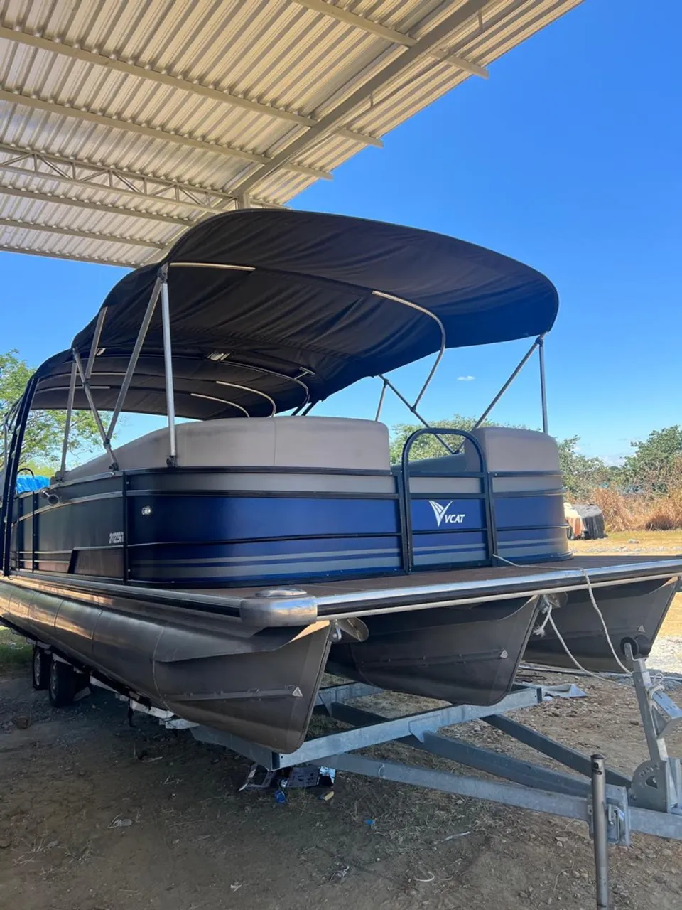 Trimarã Pontoon VCAT 900 T
