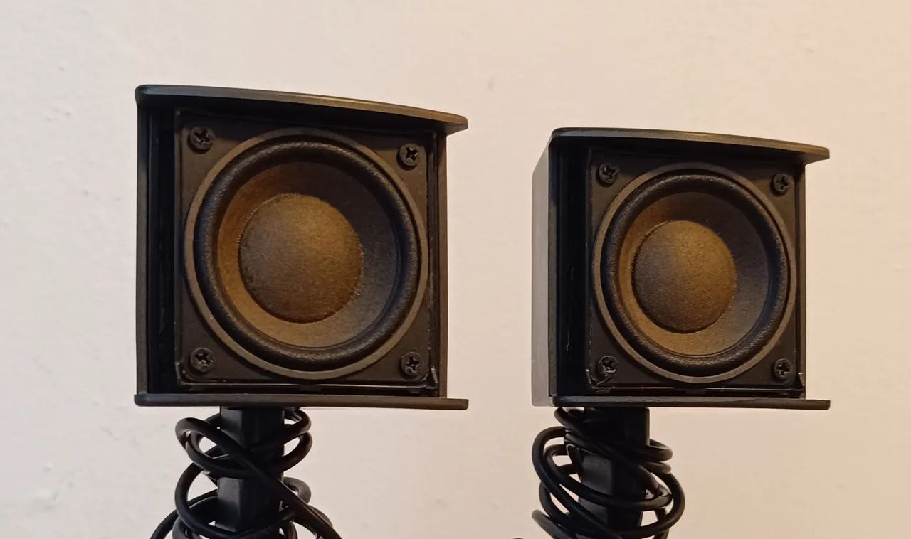 BOSE COMPANION 3 SÉRIE 2 (só o par de satélites) - Aparelhos de
