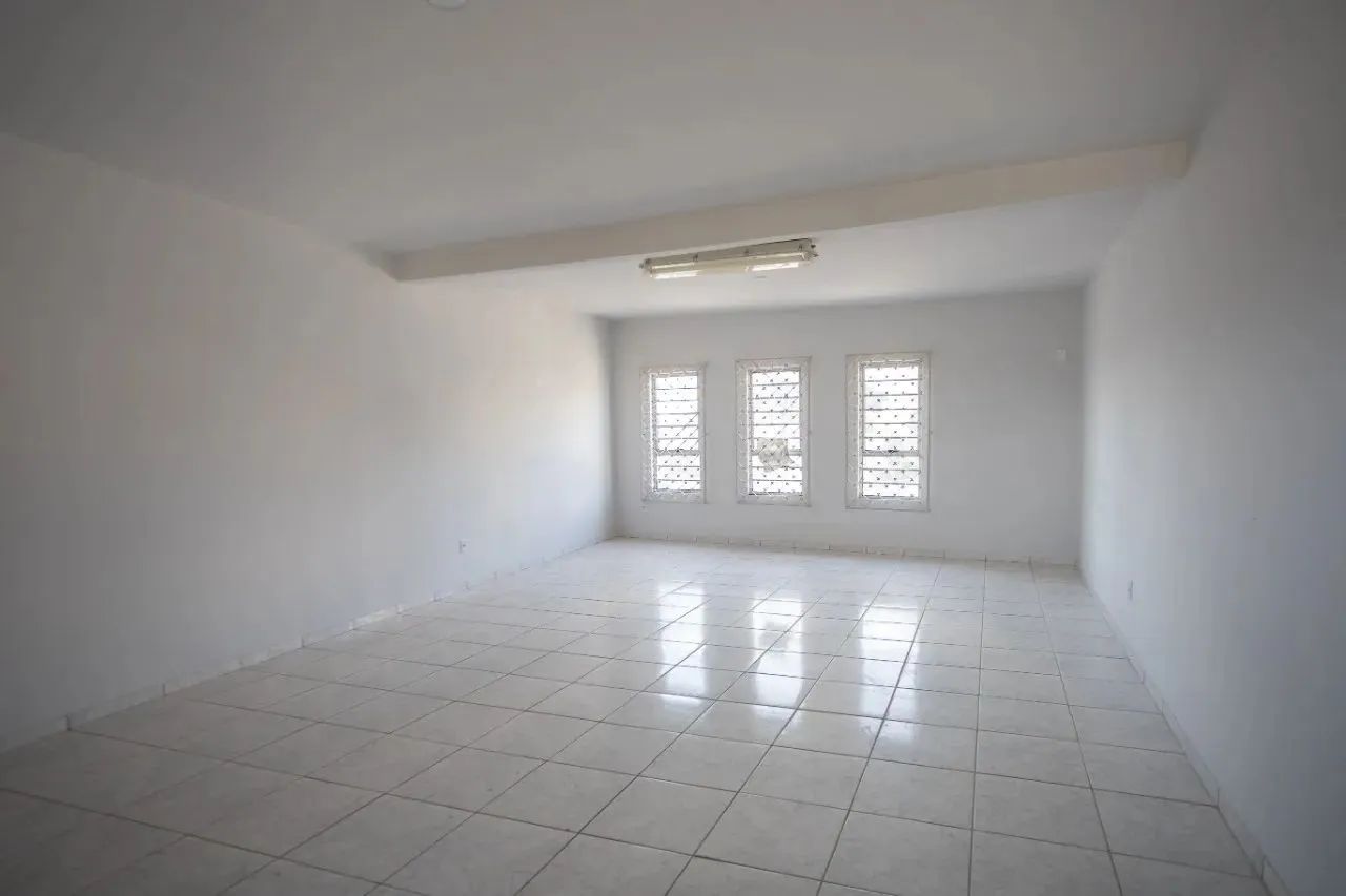 Sala Comercial 40,00m² Comercial Moreira Neves, Setor Leste Universitário Goiânia