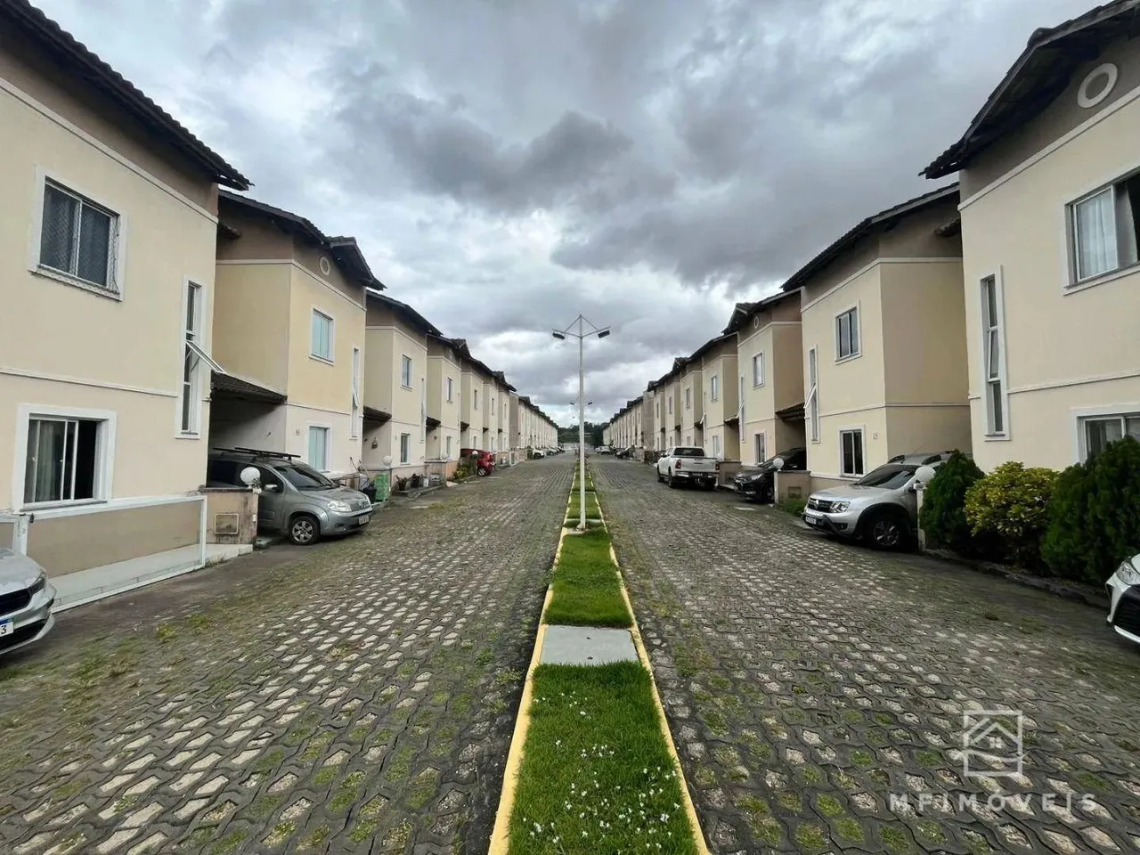 Casa com 2 dormitórios à venda por R$ 279.000 - Prefeito José Walter - Fortaleza/CE