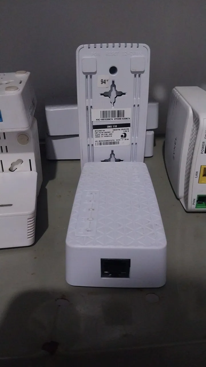 10 ONU Intelbras ONU 110 Xpon com Fonte de Energia