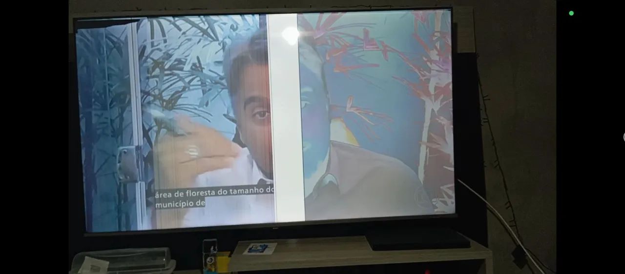 TV TCL 65 polegadas com defeito - Foto 3