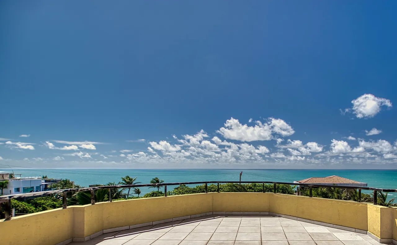 Casa espaçosa com vista para o mar - Foto 2