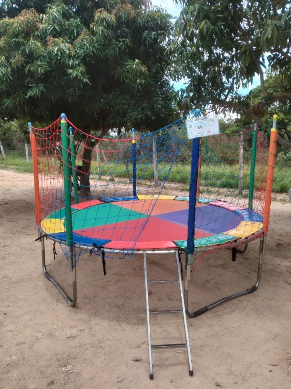 Locação de brinquedos - cama elástica e KIT de brinquedos - Foto 2