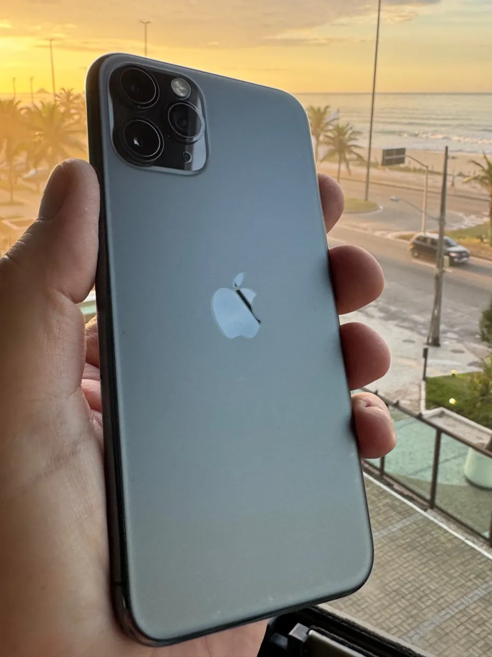 iPhone 11 PRO MAX 256Gb Perfeito! Bateria e faceID 100%