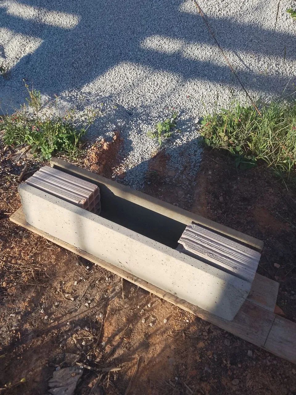 Canaletas de concreto regulável 