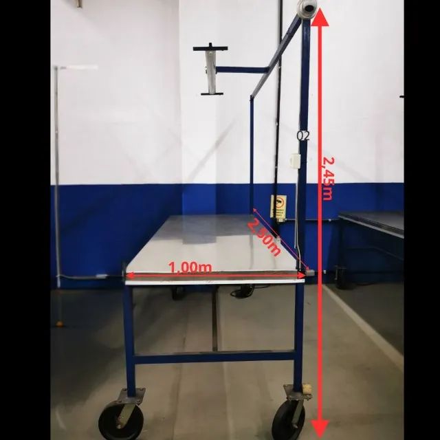 Bancada Industrial C/ Rodízios/Iluminação/tomada/fiação 2,5m X 2,45m X 1m - Foto 3