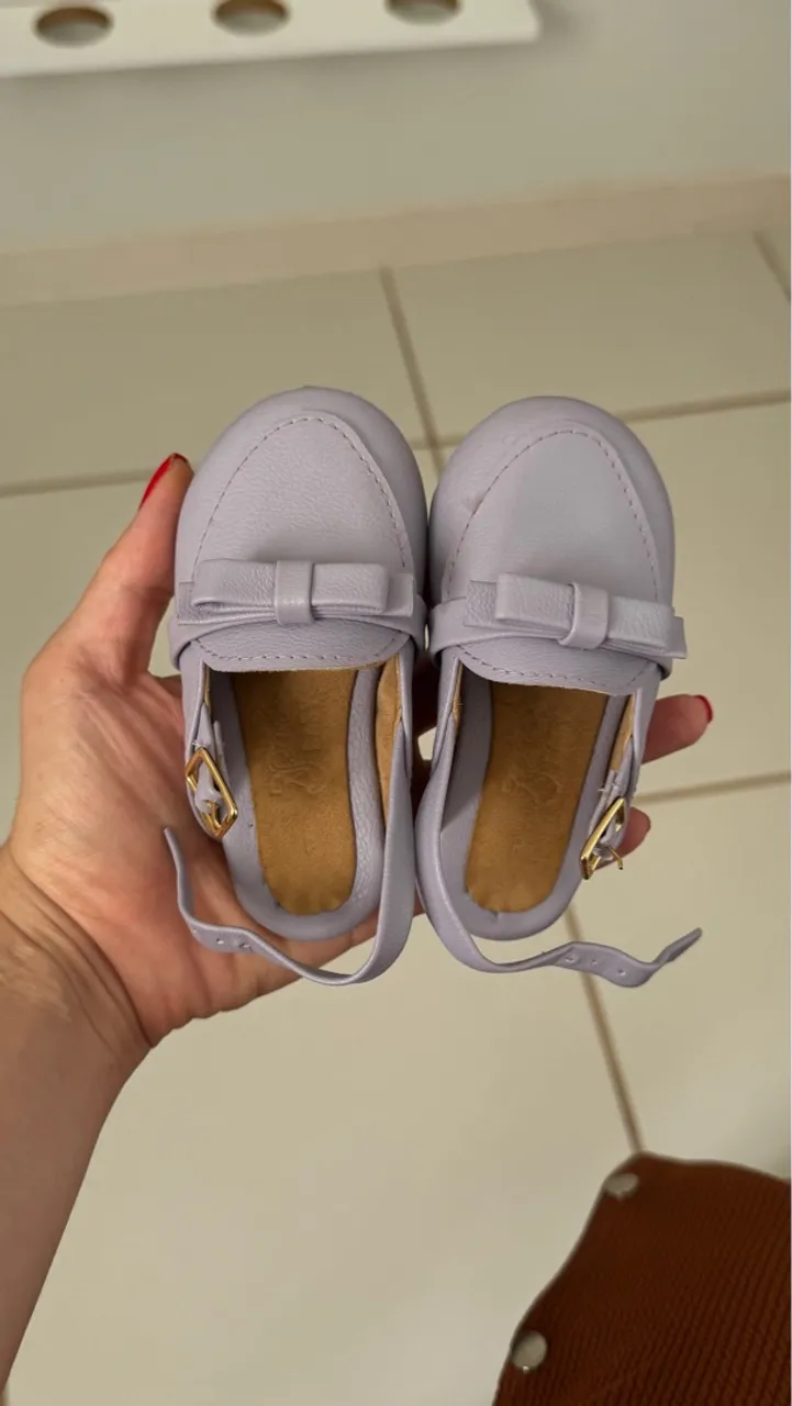 Sapatinho de bebê menina R$10 a 15