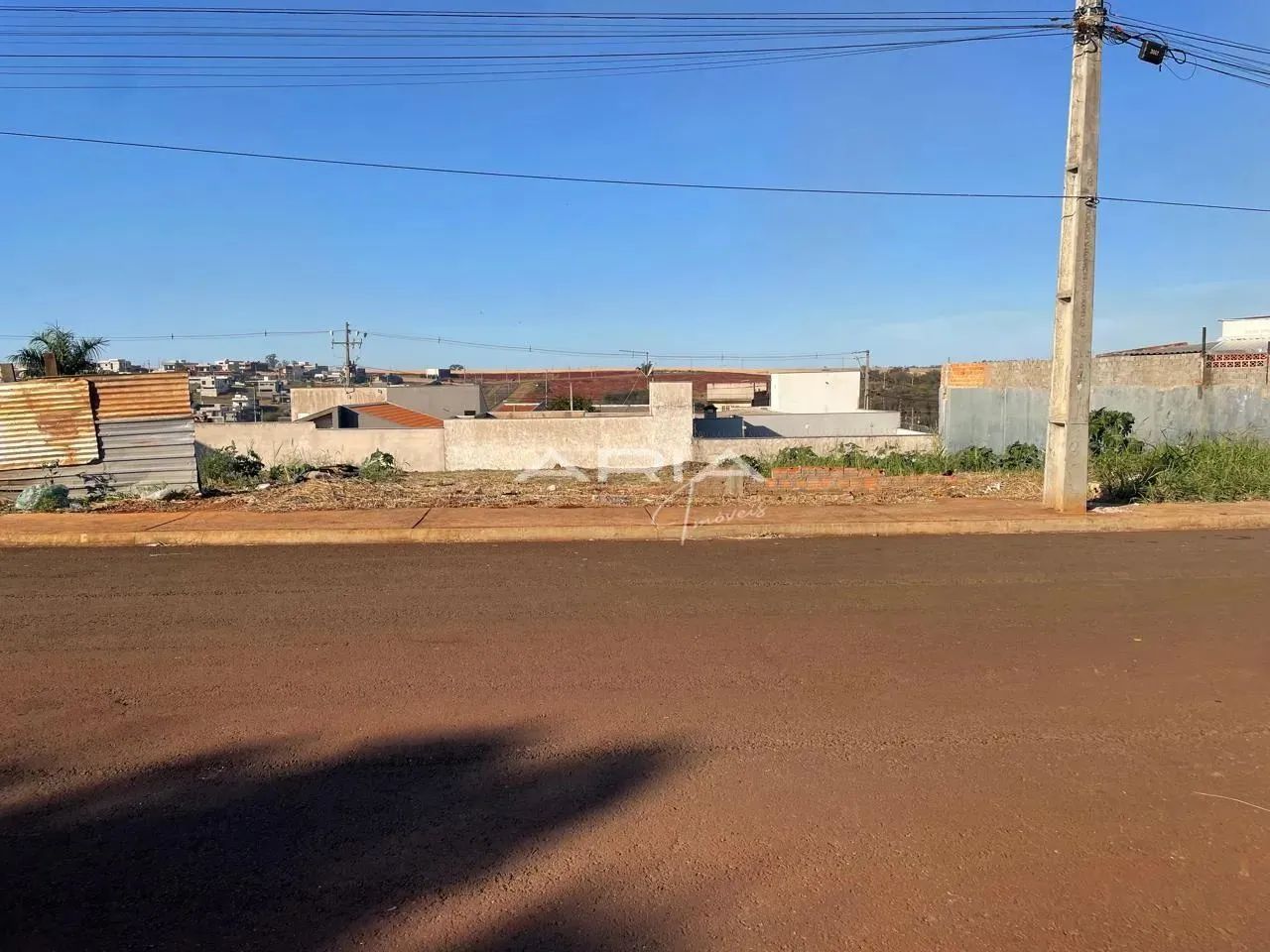 Terreno à VENDA no JD Ernani - Zona Leste. Londrina PR.